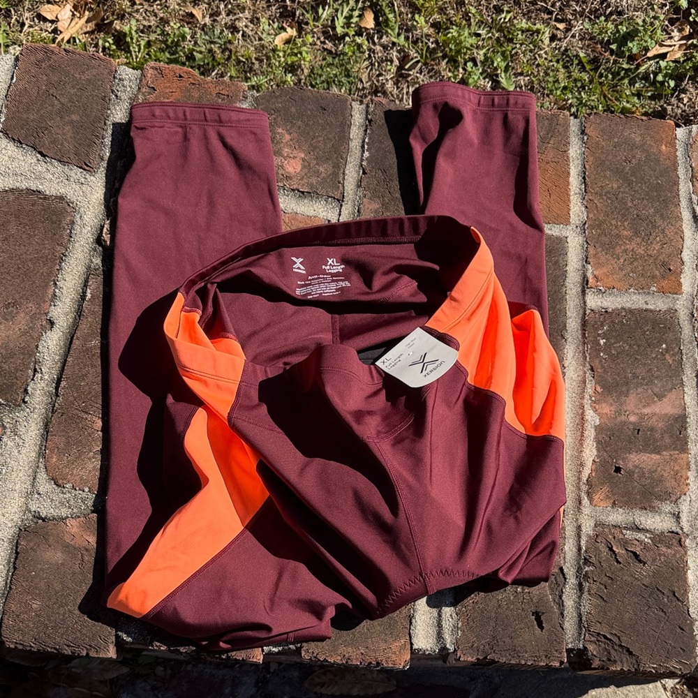 Xersion Burgundy and orange padded cycling leggings NWT